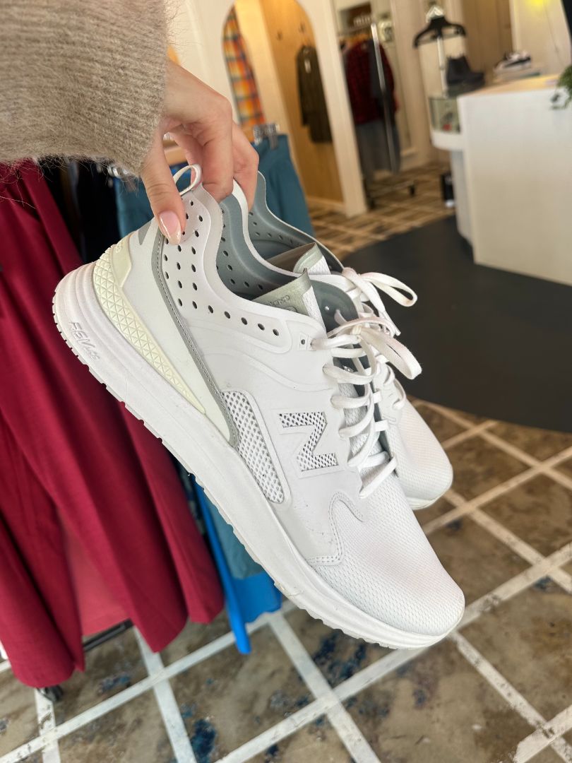 New Balance Sneakers, 47.5