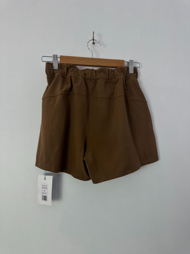 Lululemon Shorts, M