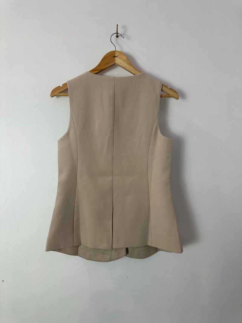 Silent Theory Vest, 10