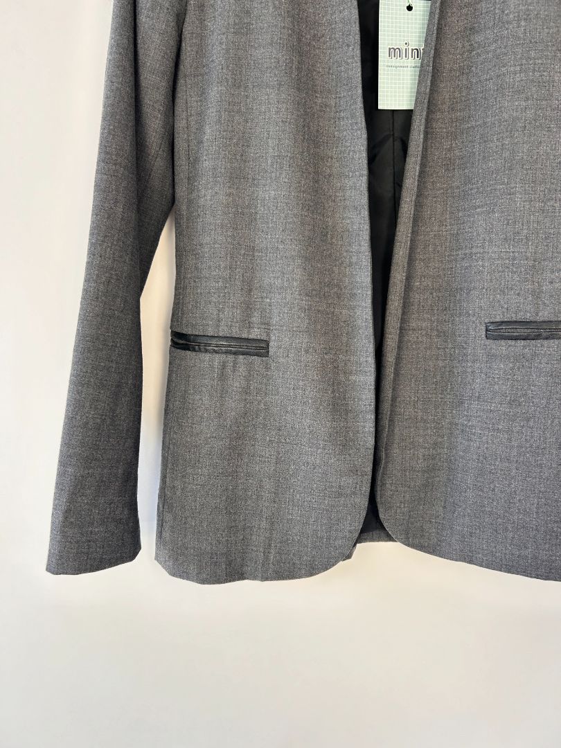 juliette hogan Blazer, 10