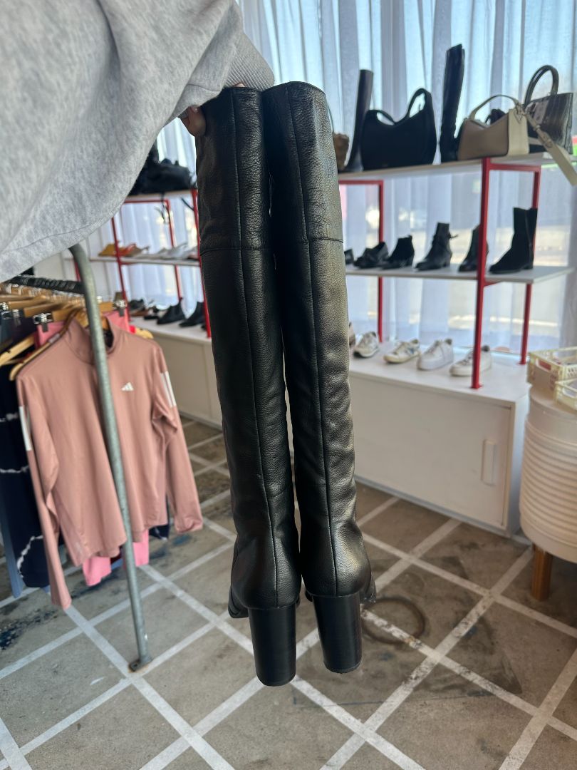 FOREVER NEW Boots, 39