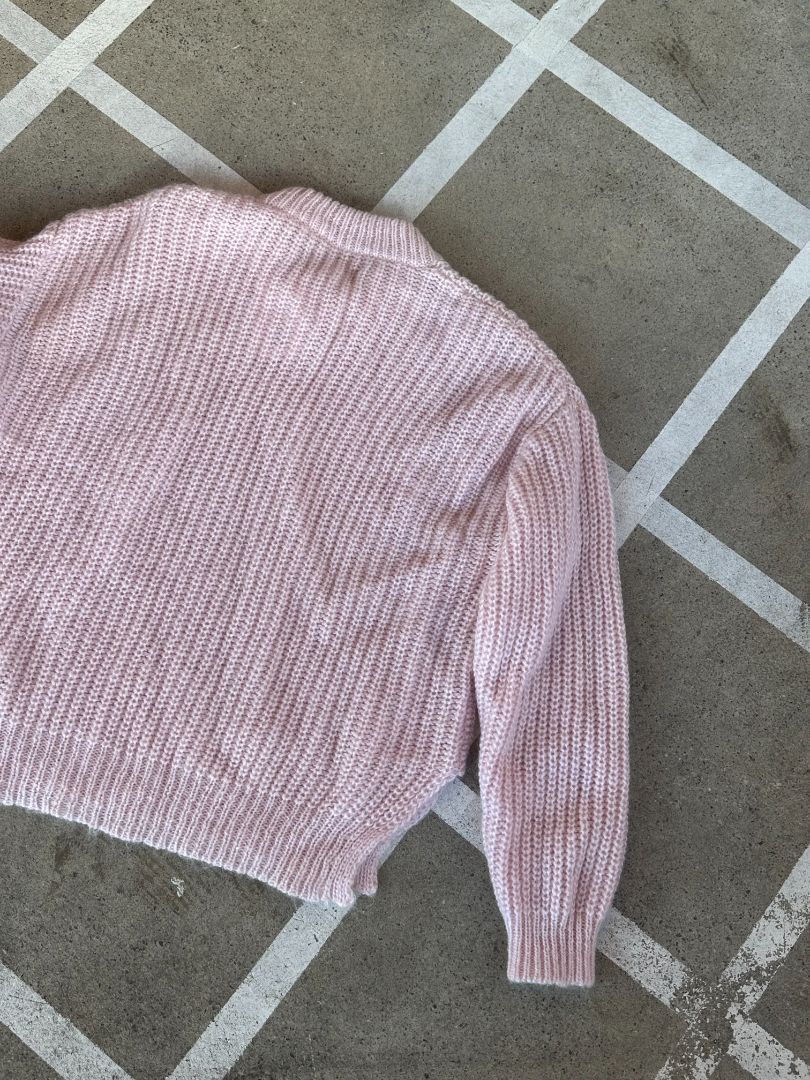 REMAIN Knit, 14