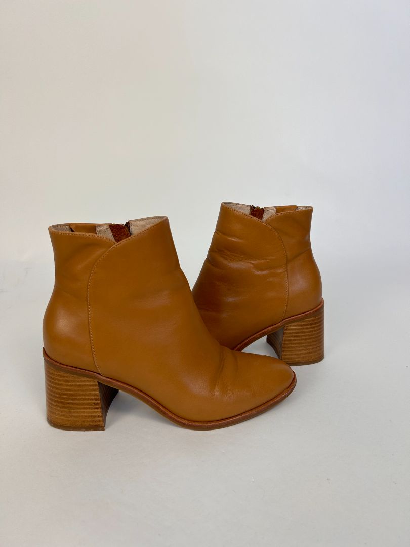 Isabella Anselmi Boots, 38