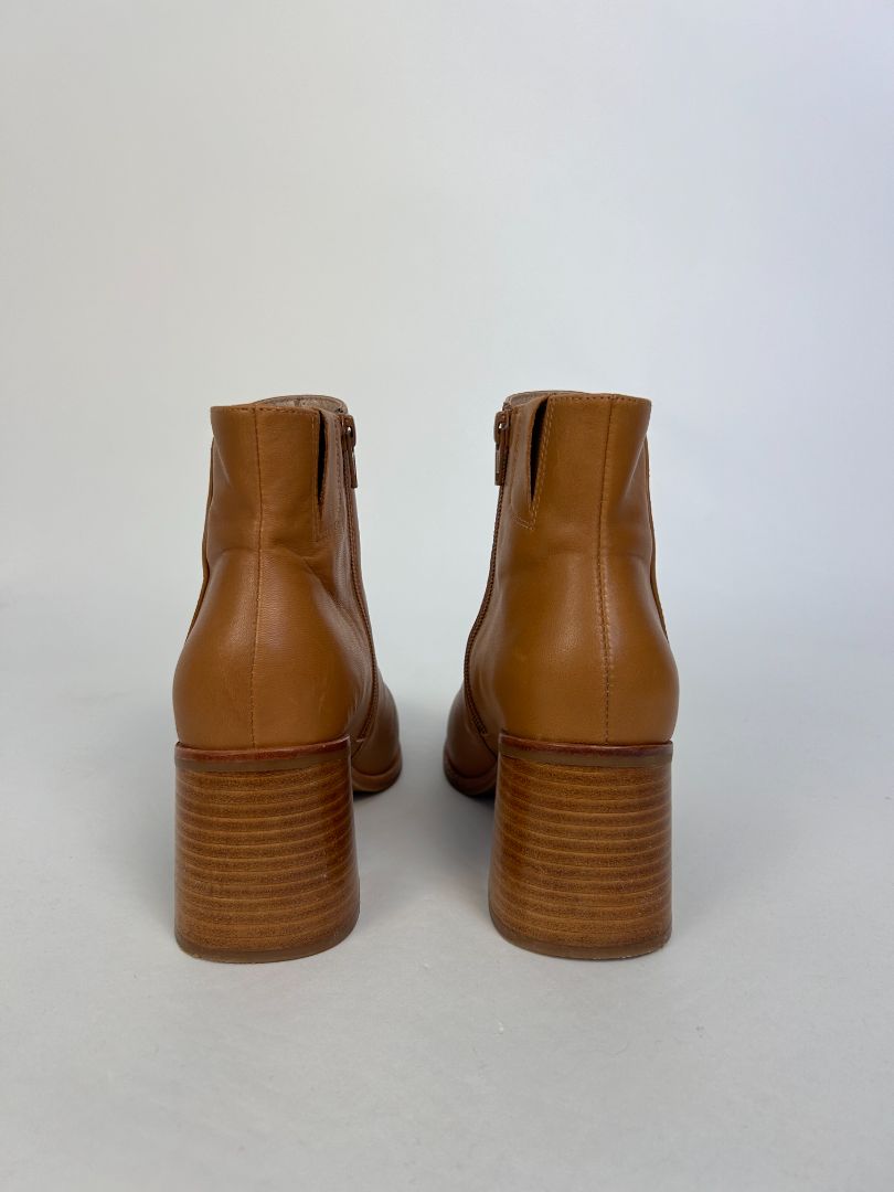 Isabella Anselmi Boots, 38