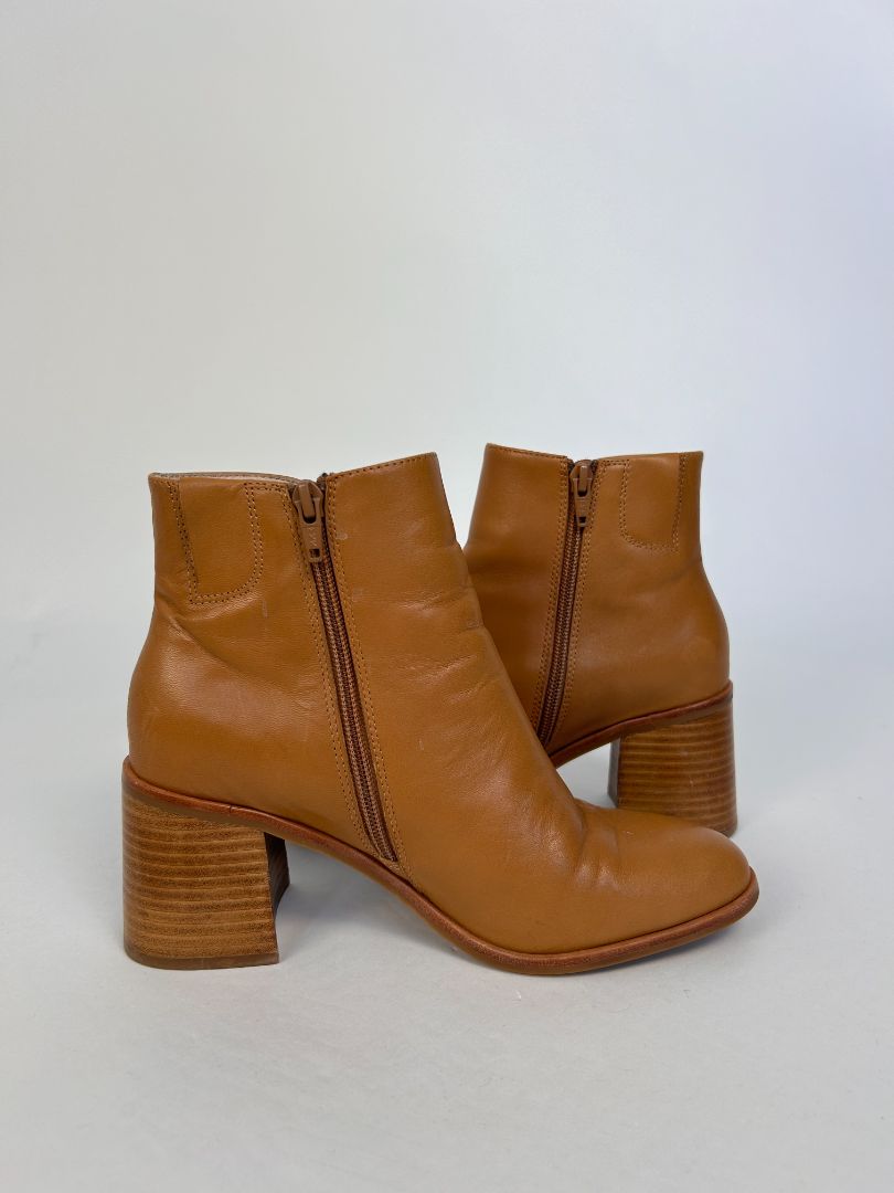 Isabella Anselmi Boots, 38