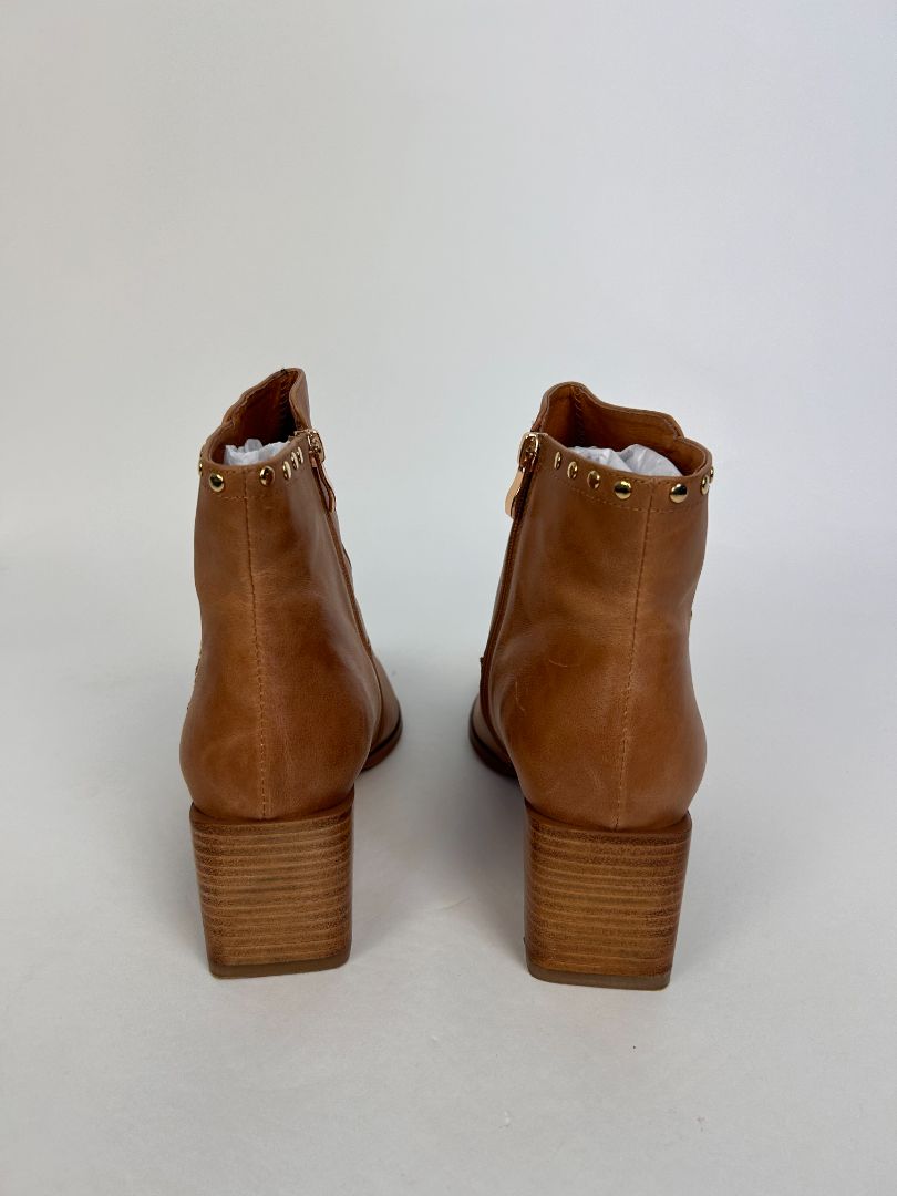 Isabella Boots, 43