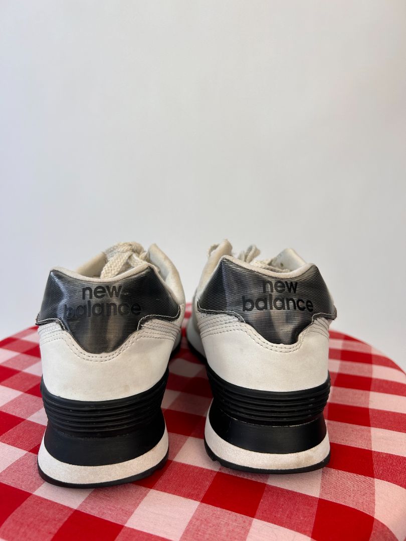 New Balance Sneakers, 40.5