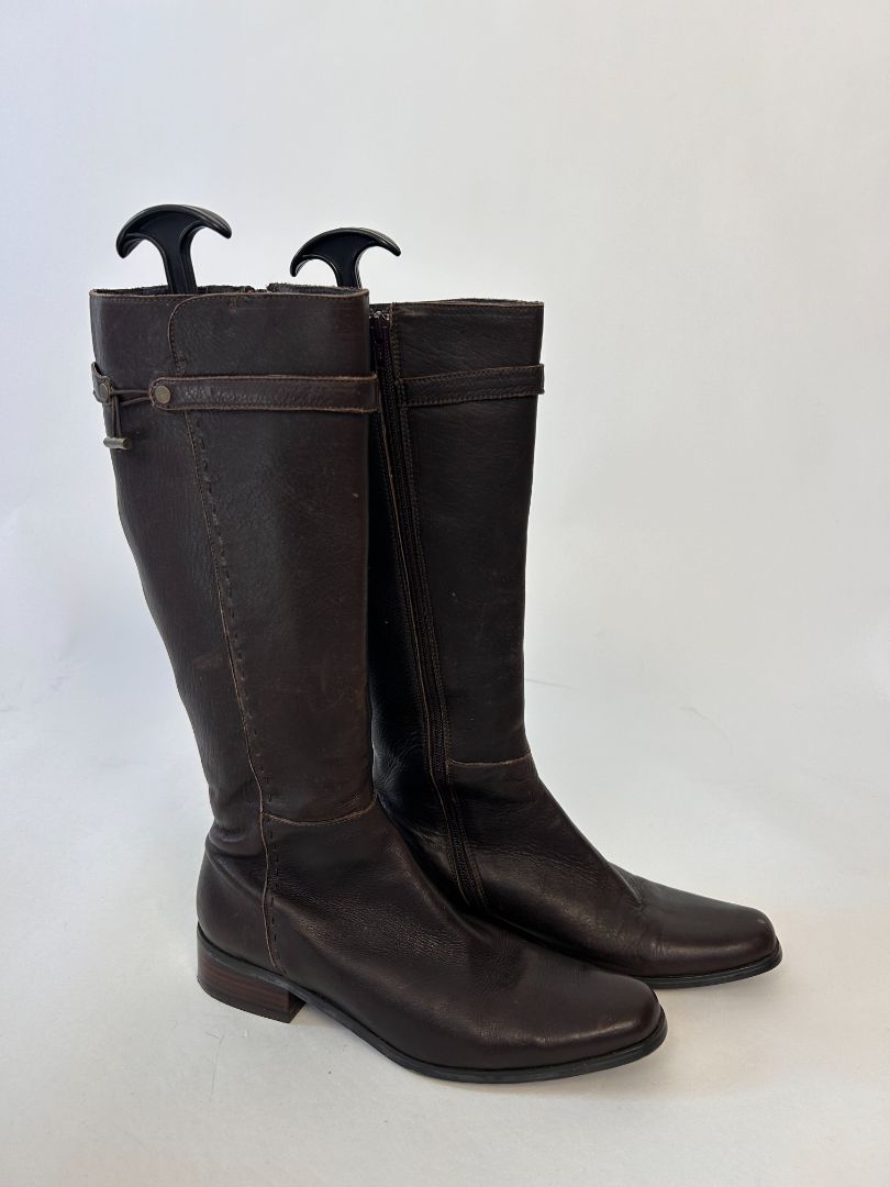 Cellini Boots, 9