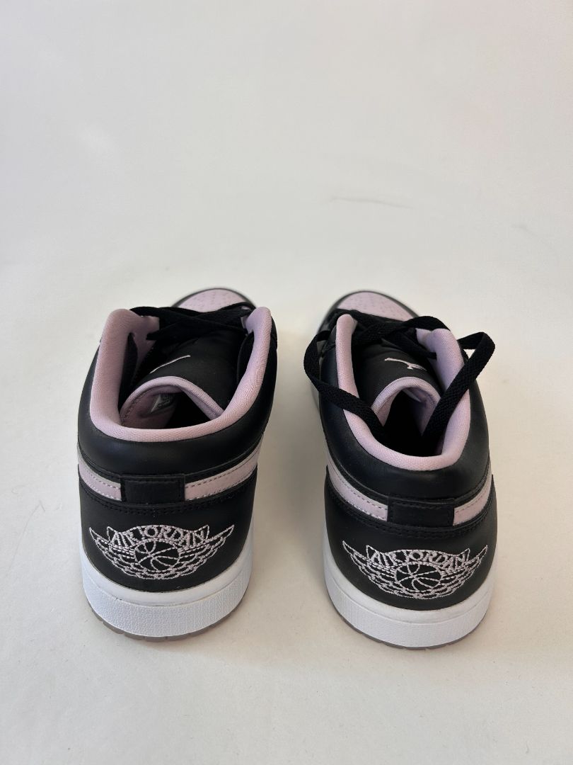 Nike Sneakers, 43