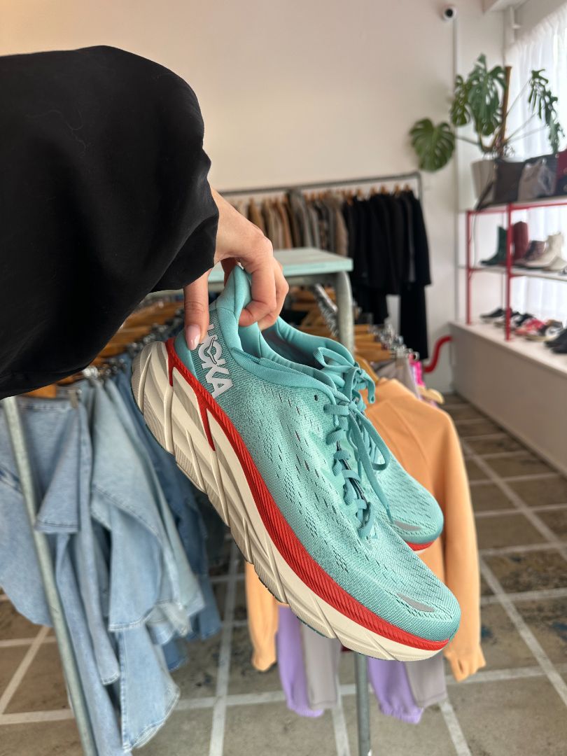 HOKA Sneakers, 42