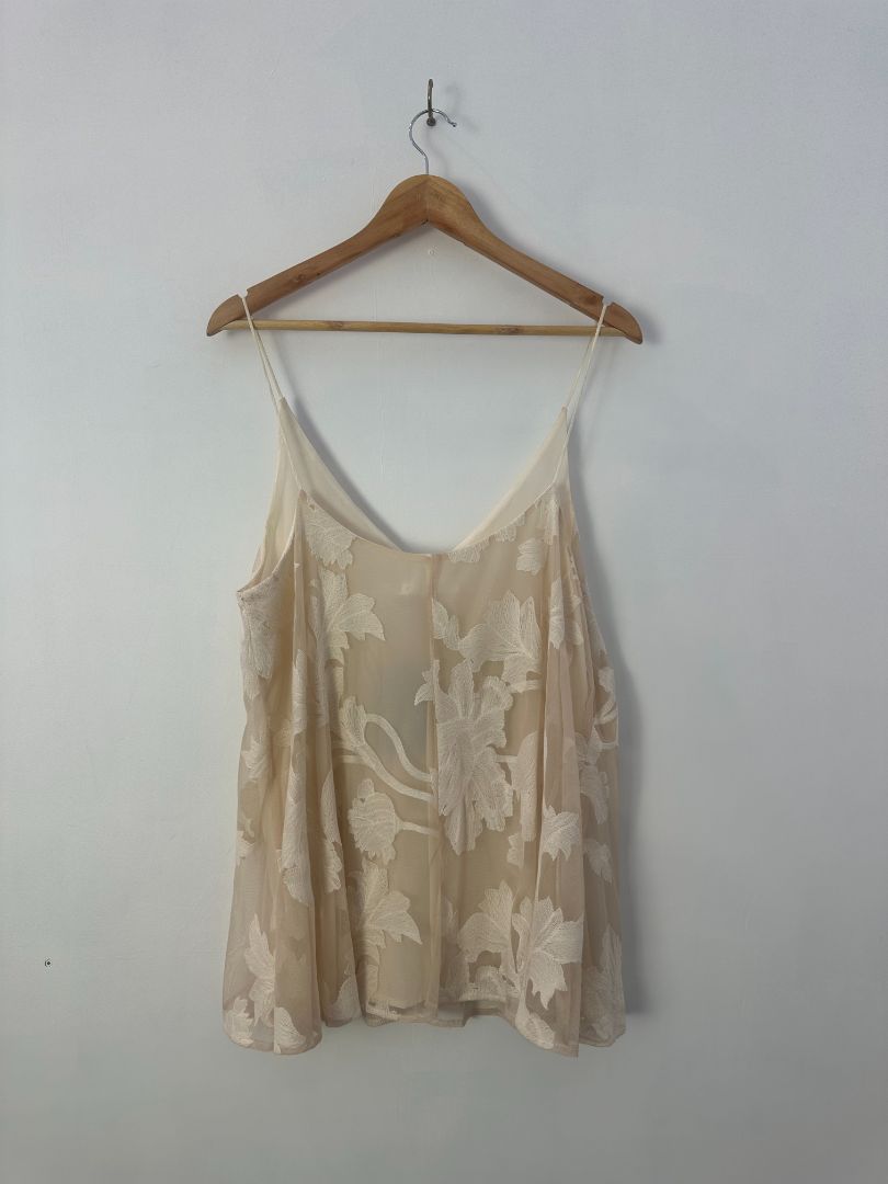 juliette hogan Top, 10