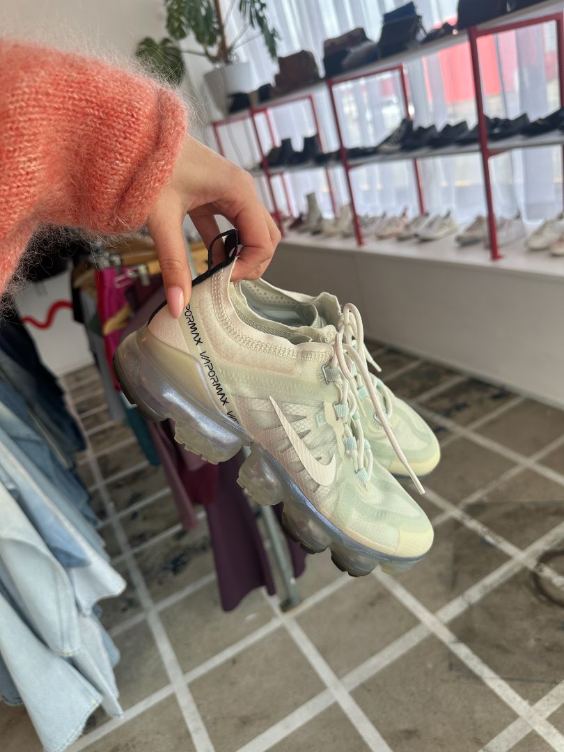 Nike Sneakers, 38.5
