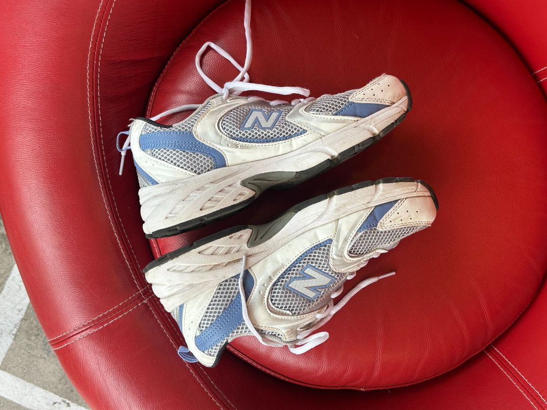 New Balance Sneakers, 40