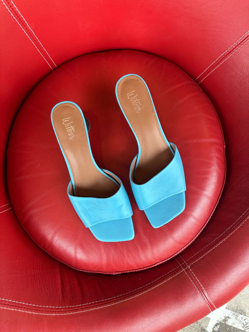 Wittner Heels, 41