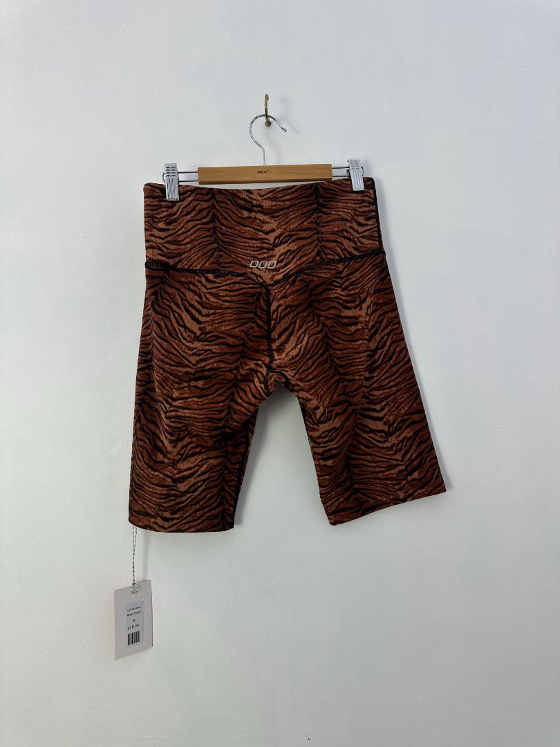 Lorna Jane Biker Shorts, M