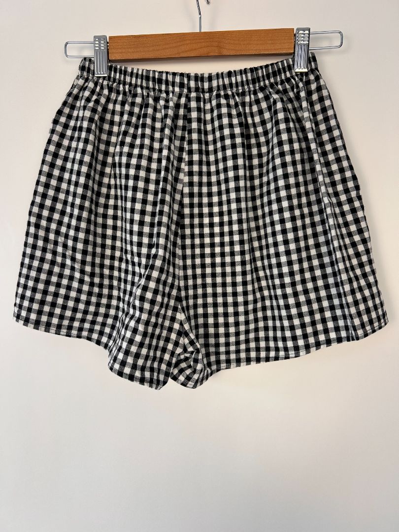 BY FRANKIE Shorts, XS