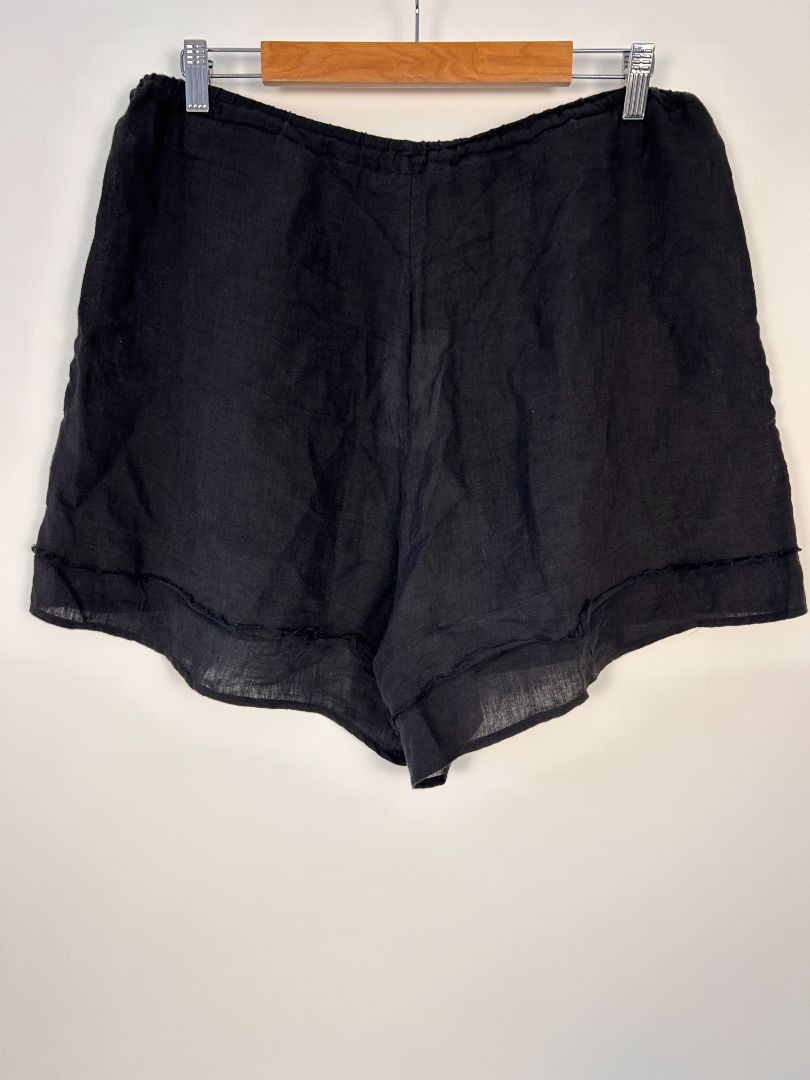 MARLE Shorts, 12