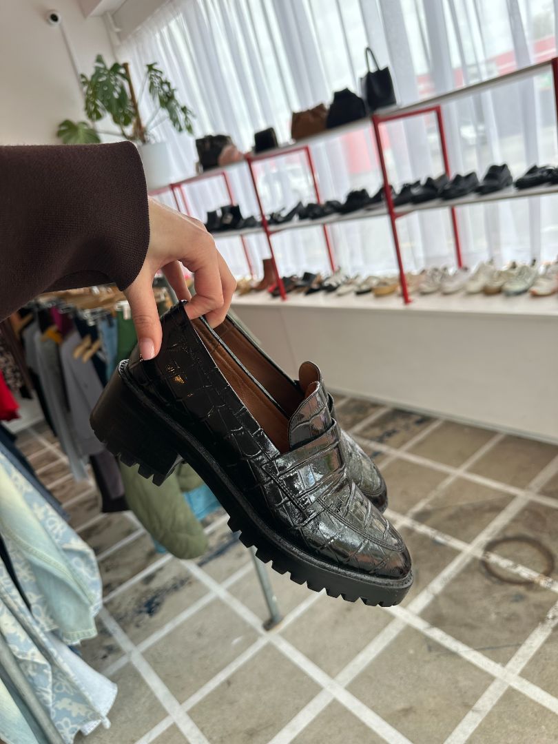 MI PIACI Loafers, 38