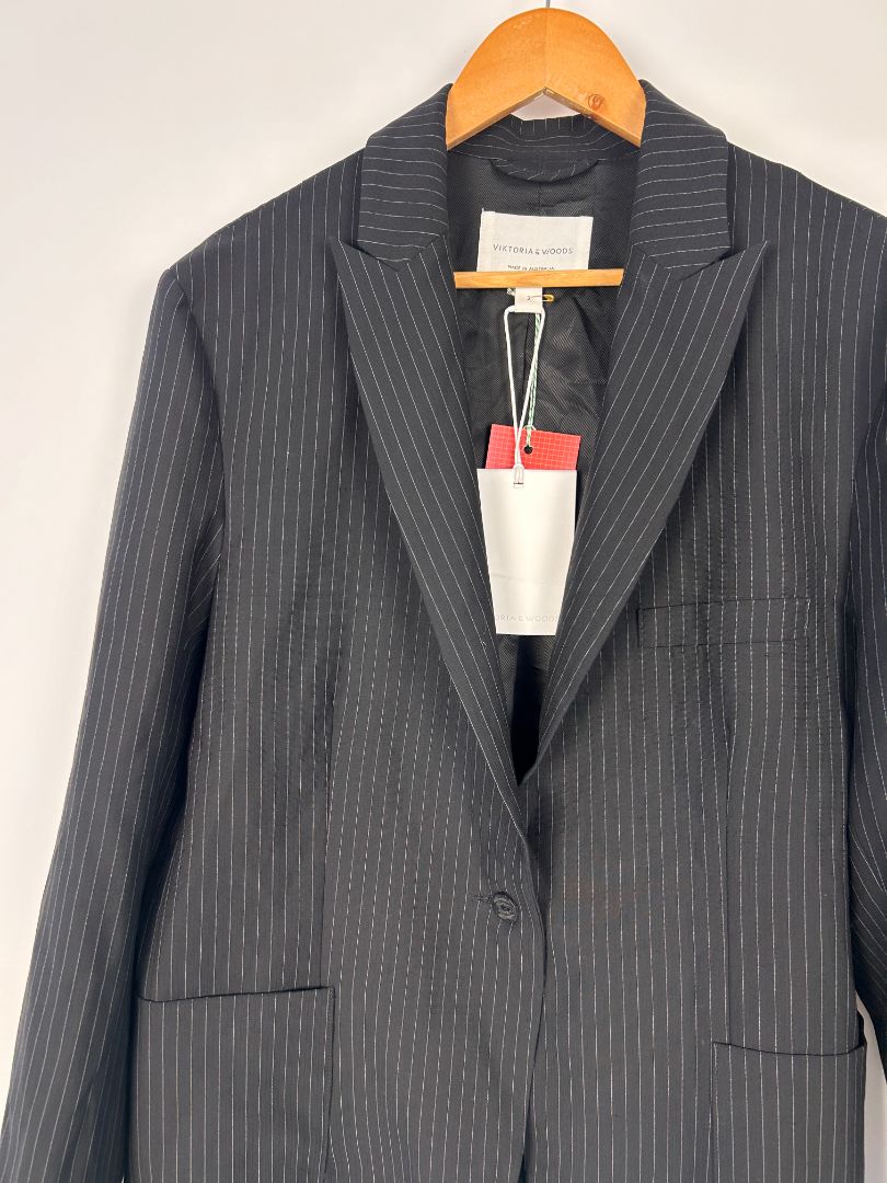 VIKTORIA & WOODS Blazer, 2