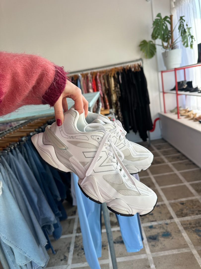New Balance Sneakers, 41.5