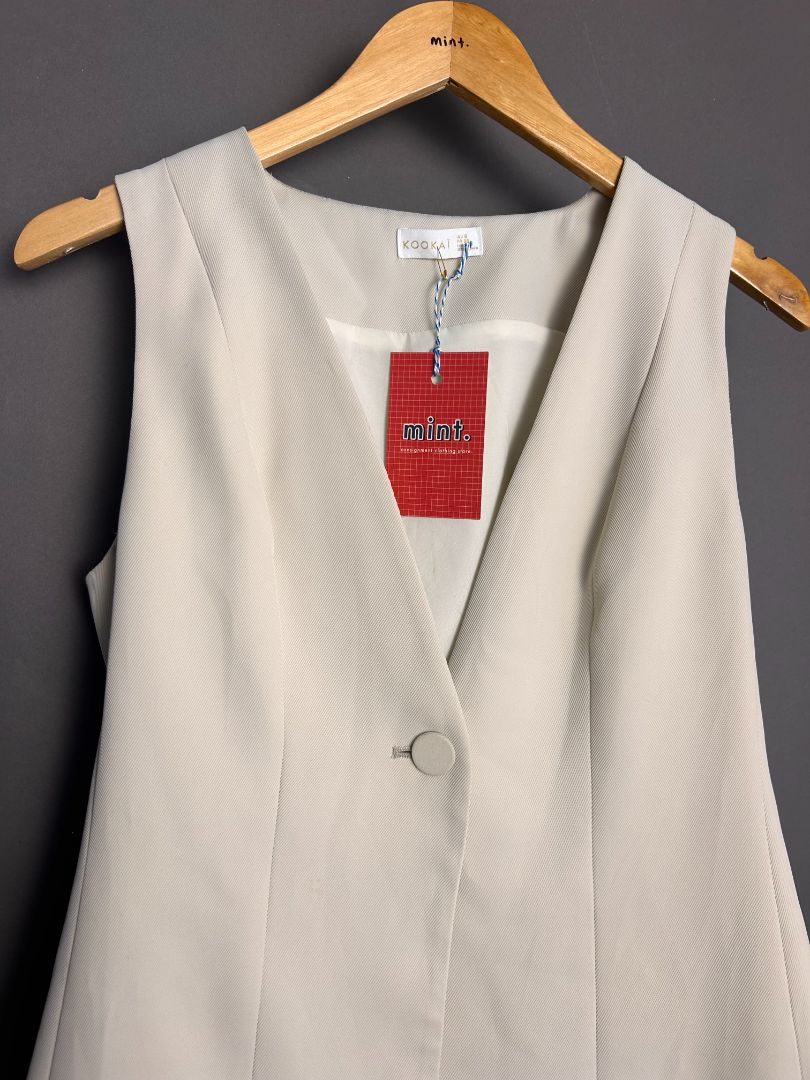 KOOKAI Top, 8