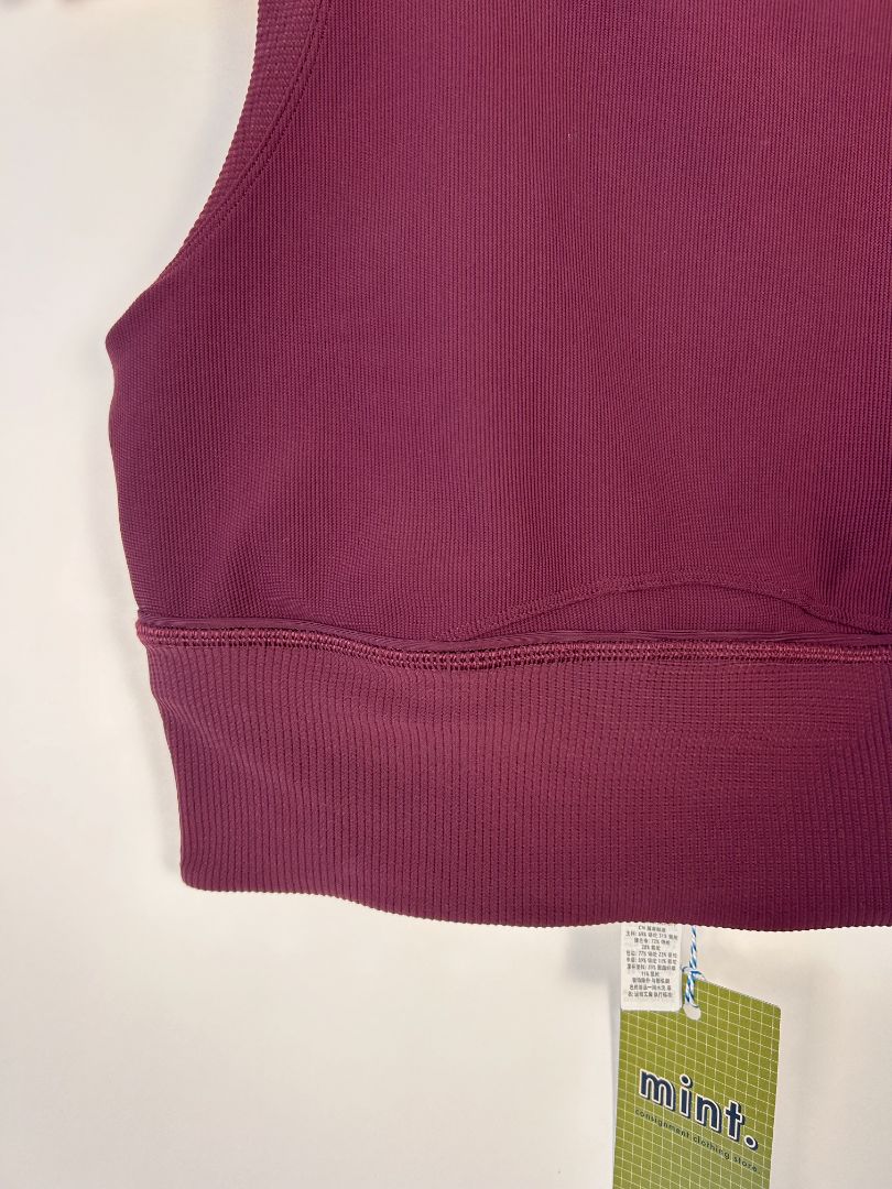Luluemon Top, 10