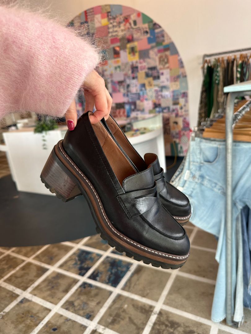 MI PIACI Loafers, 38