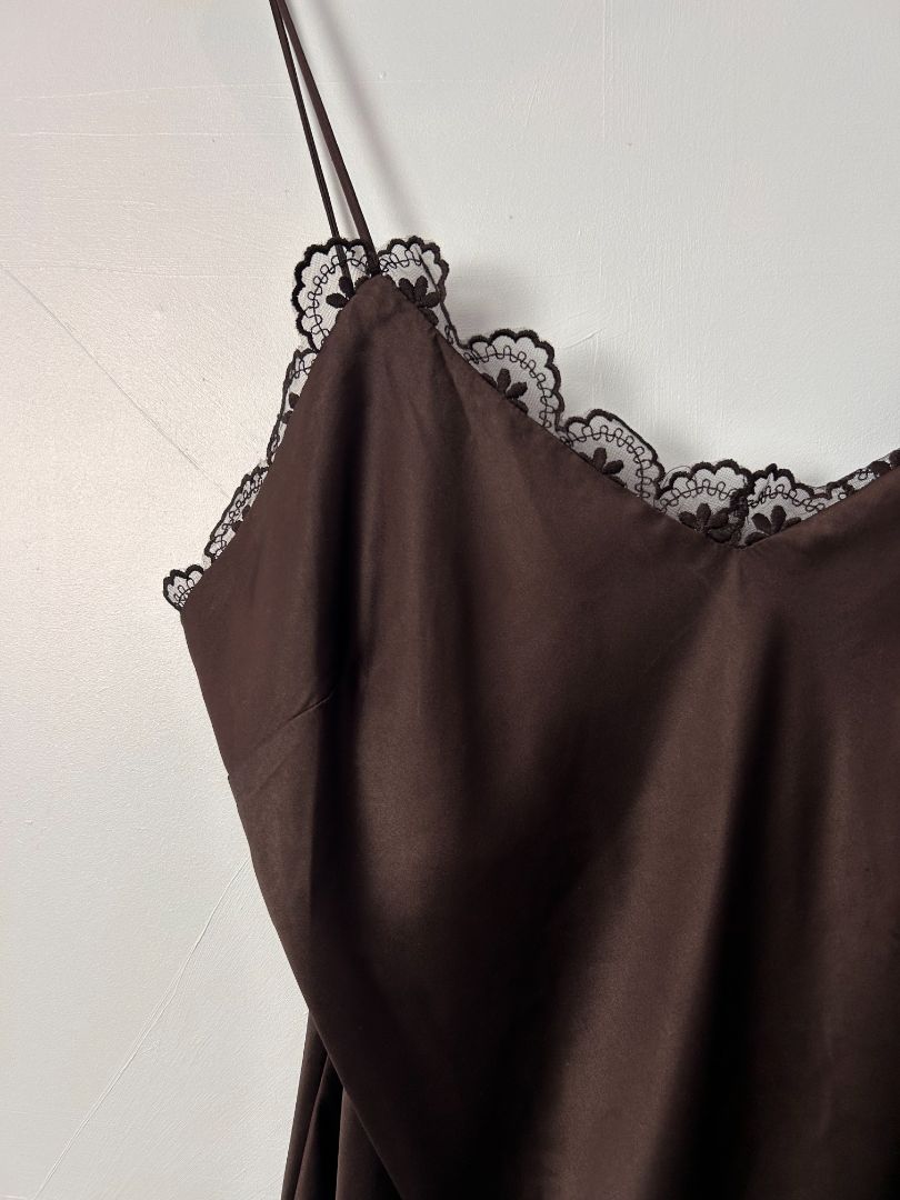 Superette Singlet, 10