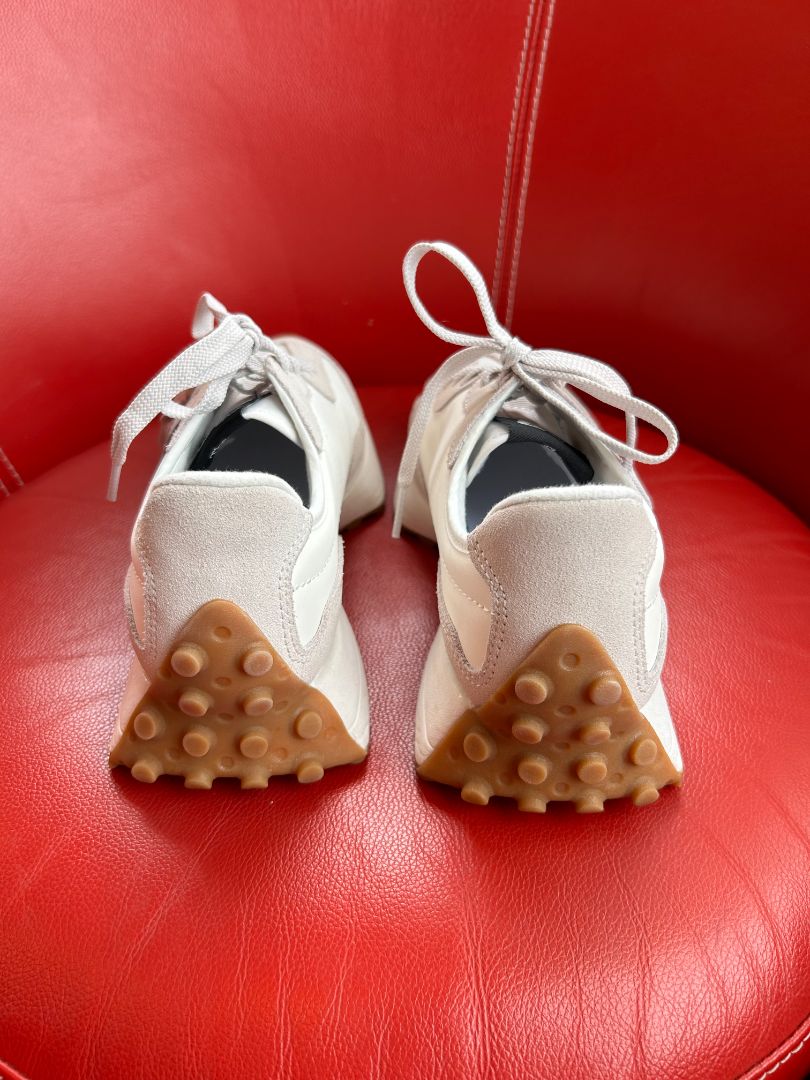 New Balance Sneakers, 38