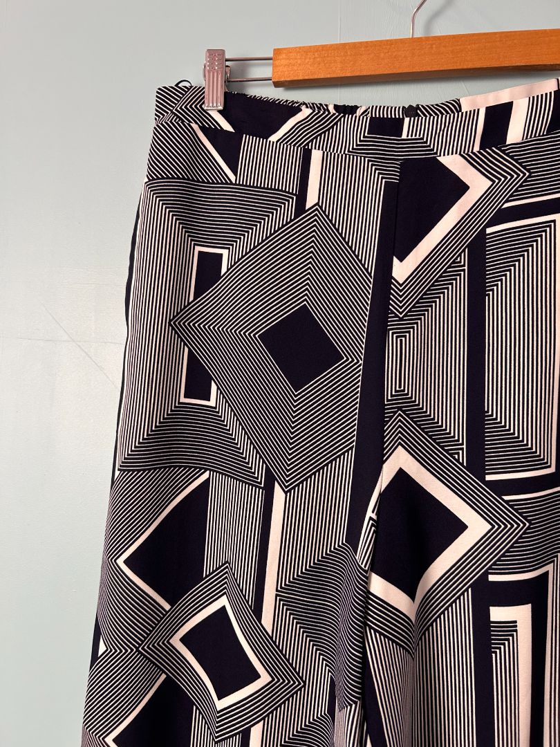 Veronika Maine Trousers, 14
