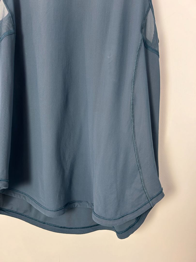 Luluemon Singlet, 8