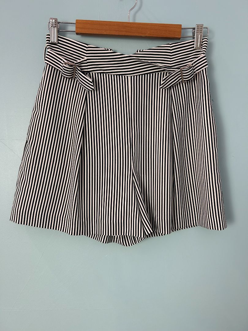 Portmans Shorts, 8
