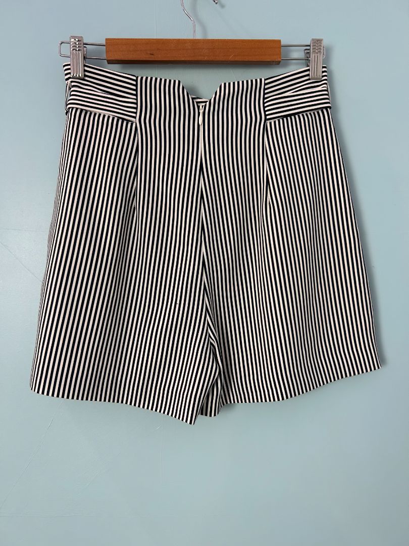 Portmans Shorts, 8