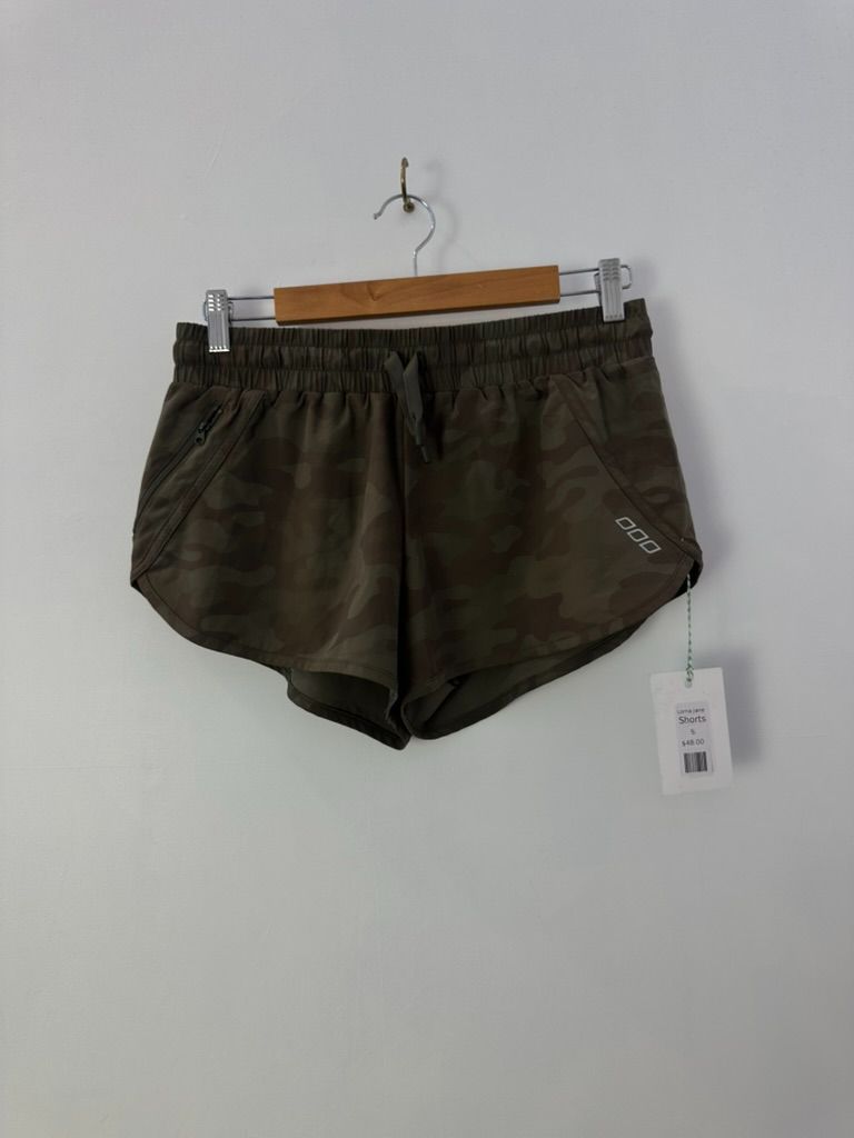 Lorna Jane Shorts, S