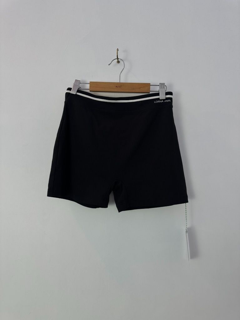 Lorna Jane Biker Shorts, S