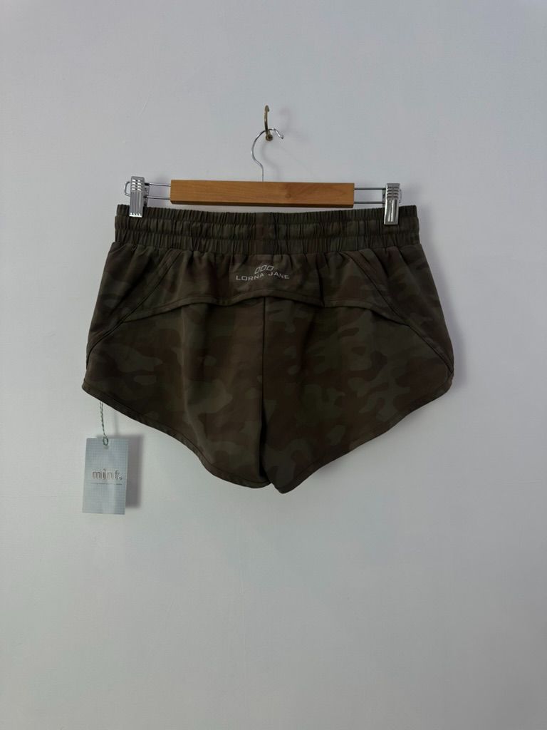 Lorna Jane Shorts, S