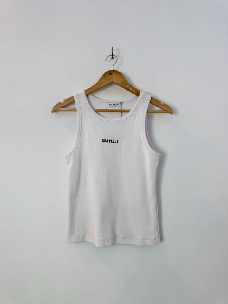 Ena Pelly Singlet, 8