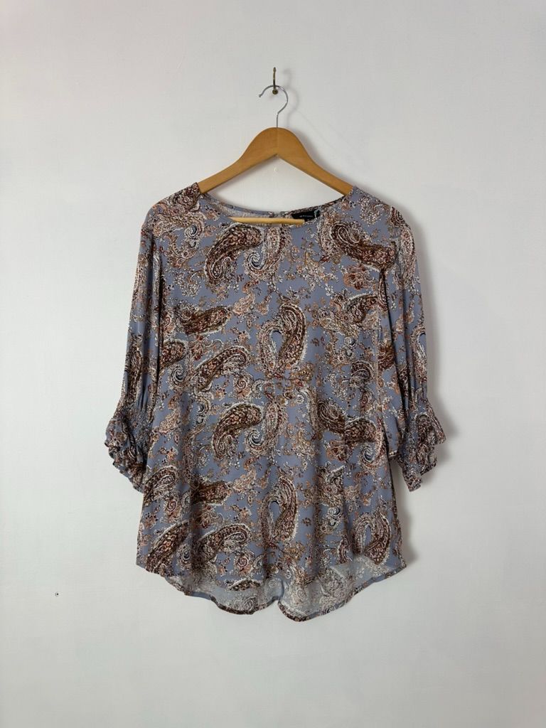 Moochi Blouse, 16
