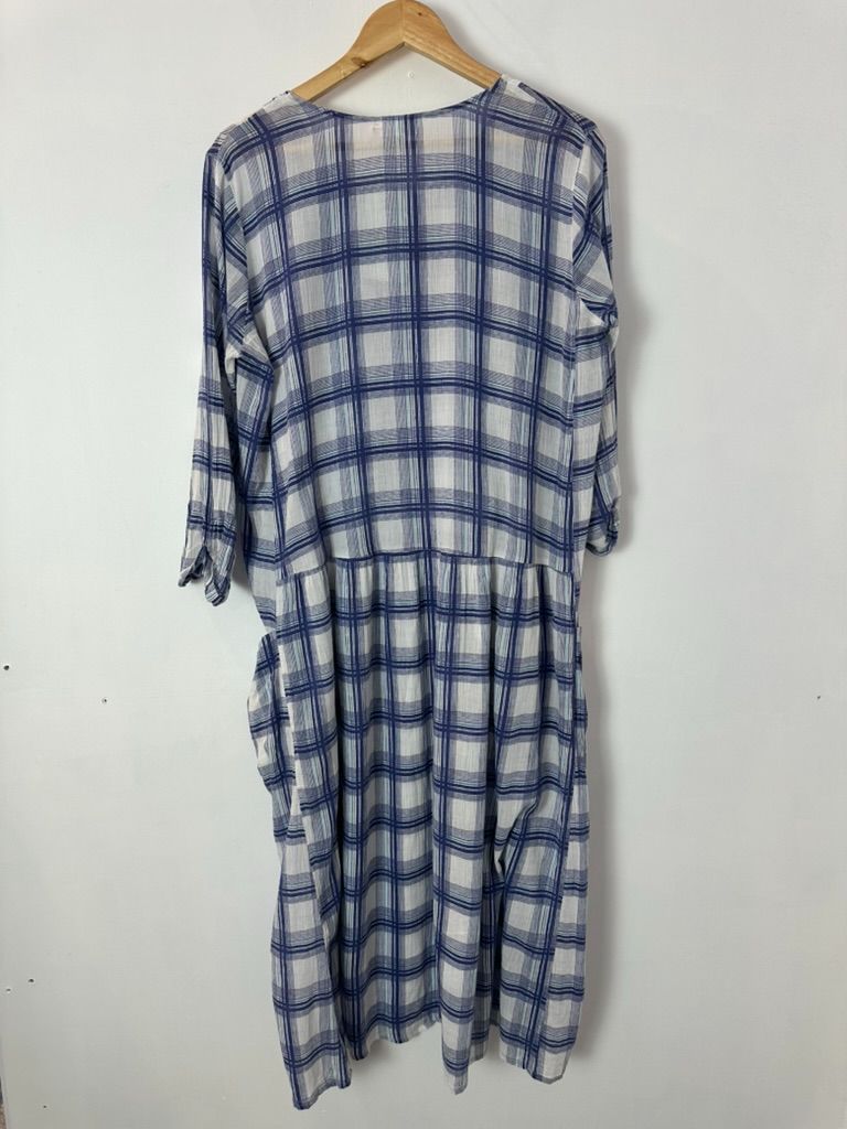 Sills Midi Dress, 10
