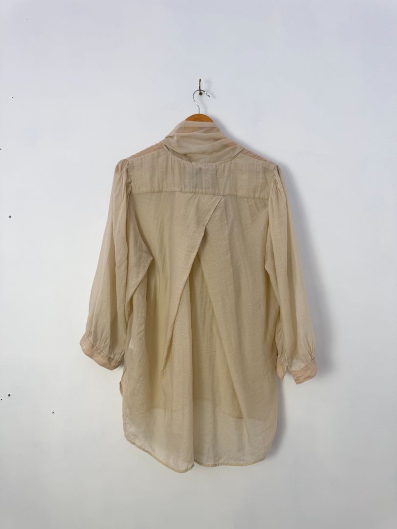 Caroline Sills Blouse, 16