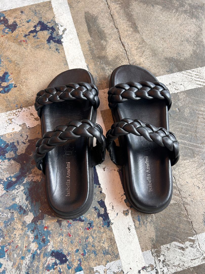 Isabella Anselmi Sandels, 40