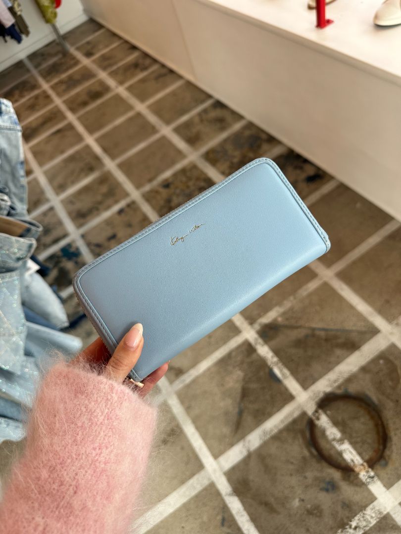 Kathryn Wilson Wallet