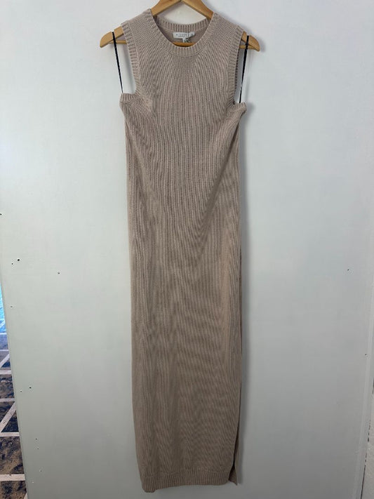 D - LUXE Maxi Dress, M / M
