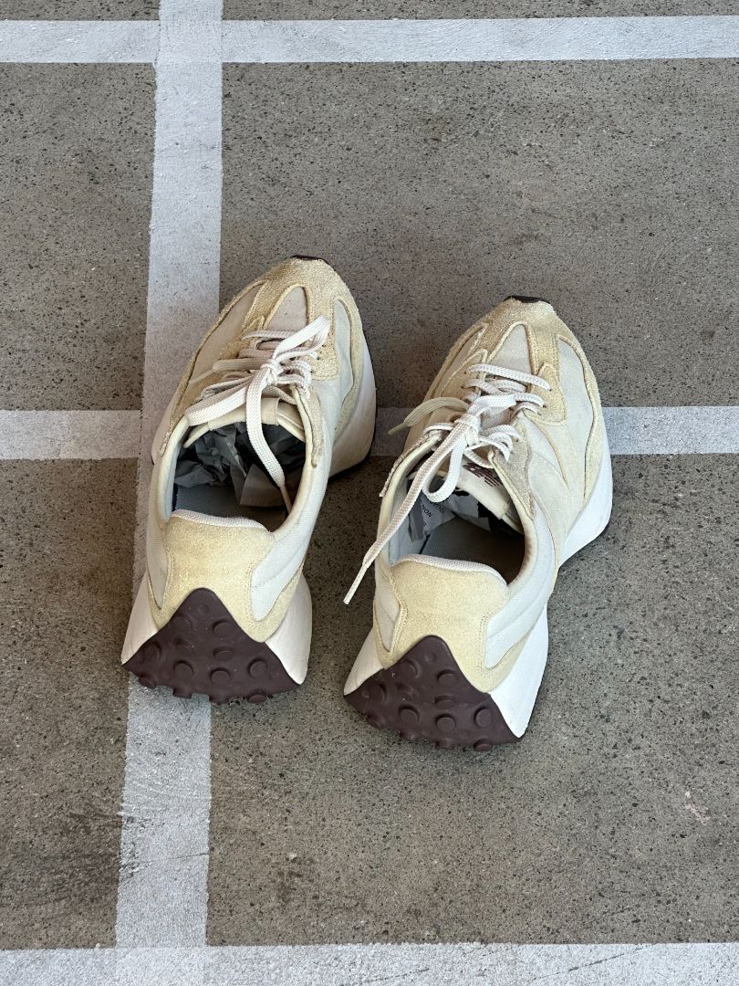New Balance Sneakers, 41.50