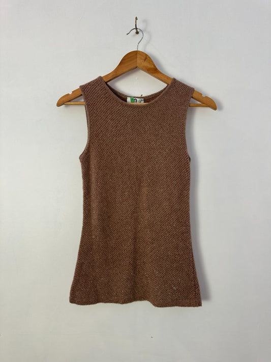 Aigner Top, 8