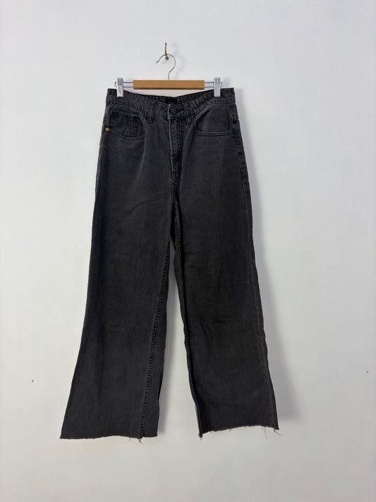 Lee Jeans, 8