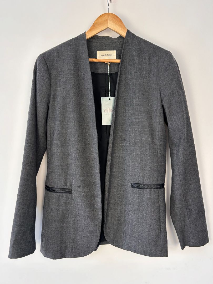 juliette hogan Blazer, 10