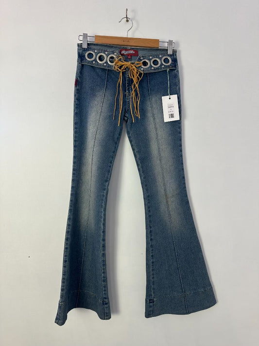 Cherrys Jeans, 8