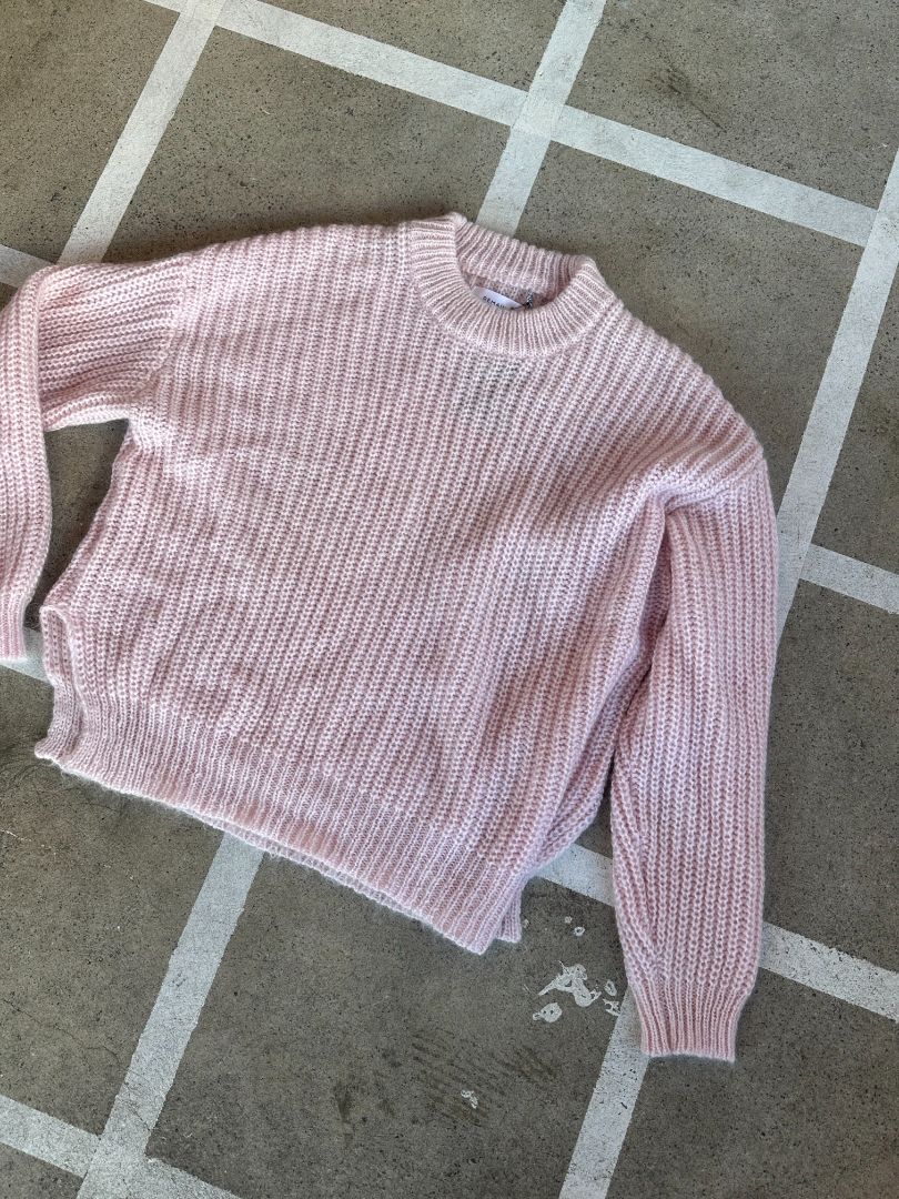 REMAIN Knit, 14