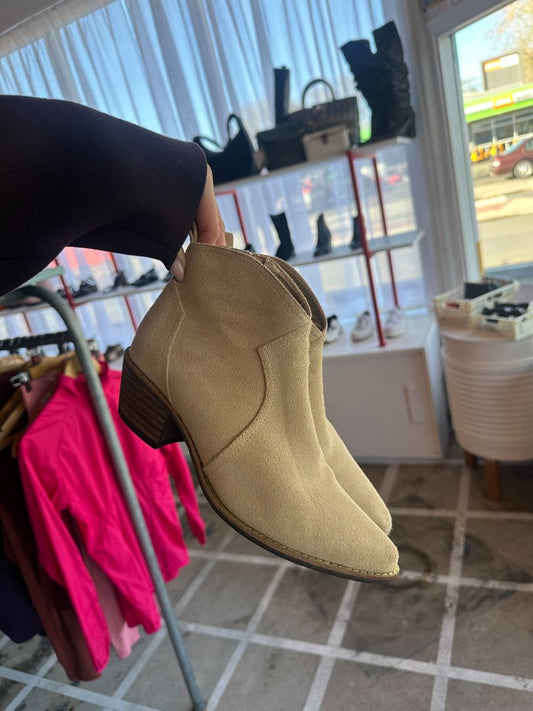 Miss Wilson Boots, 38